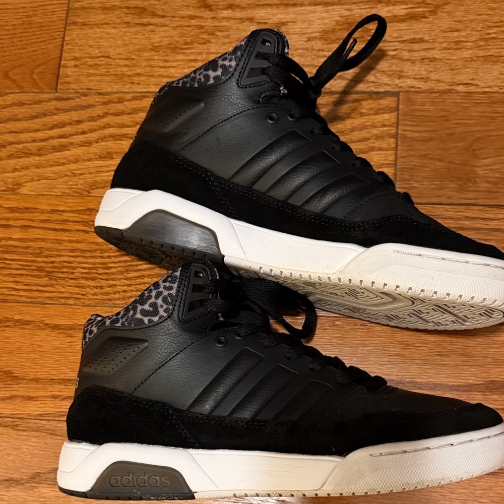 Women’s Size 7 adidas Black High-Top Sneakers with White Soles & Leopard Accent - Picture 6 of 12
